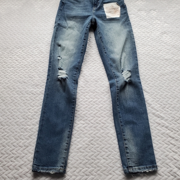 Jessica Simpson Infinate Slim Straight Distressed High-Waist Size 24 - Picture 8 of 12